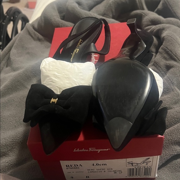 Salvatore Ferragamo Black Suede Heels with Gold Bow Detail - Picture 5 of 9